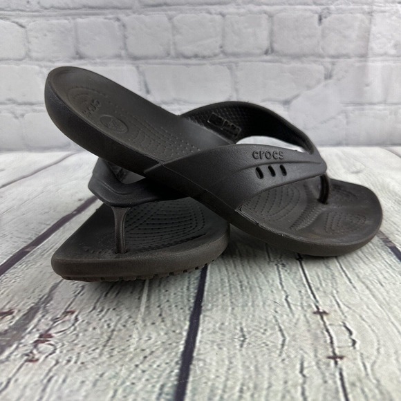 Crocs‎ KADEE II ~ Flip Flops/Thong Sandals - Women's Size 6 Brown - Picture 1 of 9